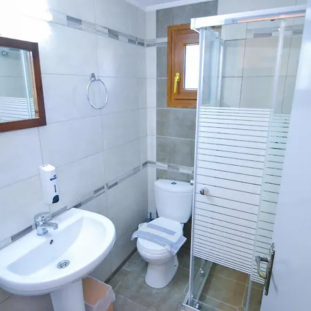 Paradise With Parking, Wifi, - Walking Distance To The *