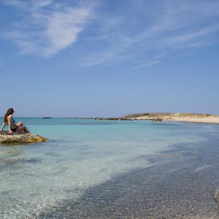 Paradise With Parking, Wifi, - Walking Distance To The *