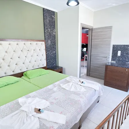 Διαμέρισμα Paradise With Parking, Wifi, - Walking Distance To The Ελαφονήσι