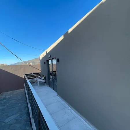 Paradise With Parking, Wifi, - Walking Distance To The Διαμέρισμα