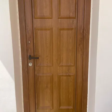 Paradise With Parking, Wifi, - Walking Distance To The *
