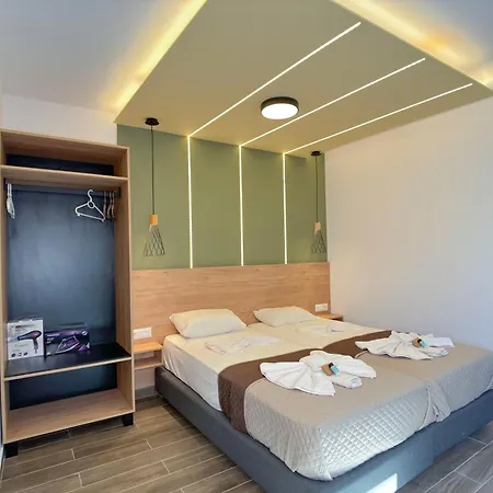 Paradise With Parking, Wifi, - Walking Distance To The Apartmán *